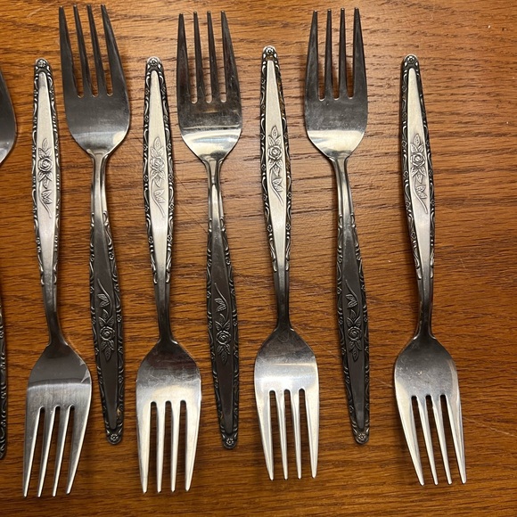 Salad Fork Lot of 10 Rose Victorian Jewelry Making/ Replacements - Picture 3 of 5